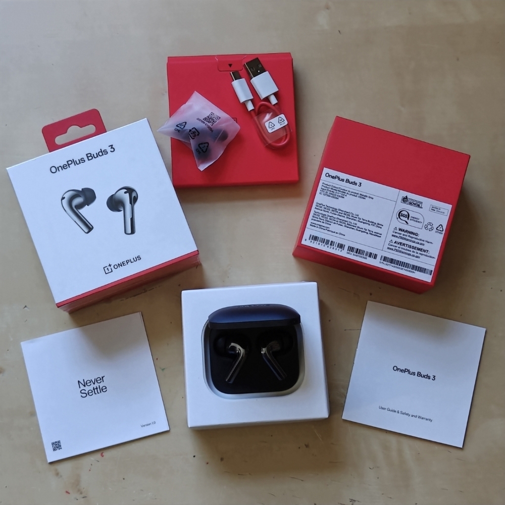 New OnePlus Buds 3 (newest)
